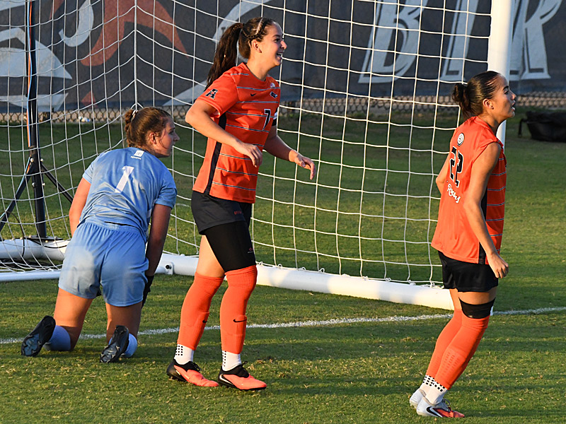 Ava Jackson (7) scored UTSA's first goal in Thursday's 2-0 women's soccer victory over Colorado College at Park West. - photo by Joe Alexander