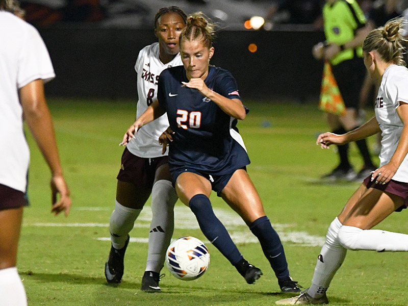 Sabrina Taber. UTSA and Texas State tied 2-2 in their women's soccer season opener on Wednesday, Aug. 12, 2026, at Park West. - photo by Joe Alexander