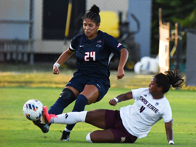 Aaliyaiah Durden. UTSA and Texas state tied 2-2 in the 2026 women's soccer season opener on Wednesday, Aug. 12, 2026, at Park West. - photo by Joe Alexander