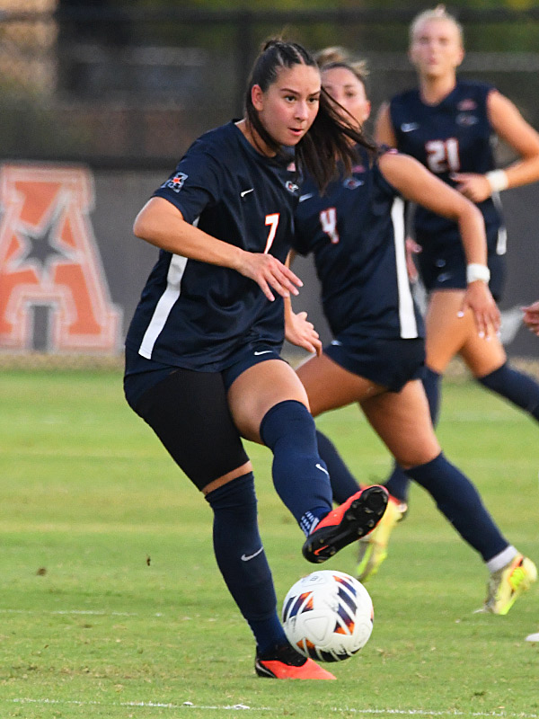 Ava Jackson. UTSA women's soccer lost to Santa Clara 1-0 on Thursday, Sept. 17, 2026, at Park West. - photo by Joe Alexander