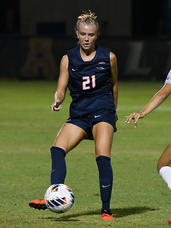 Caroline Pelkofski. UTSA women's soccer lost to Santa Clara 1-0 on Thursday, Sept. 17, 2026, at Park West. - photo by Joe Alexander