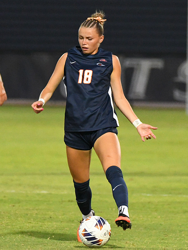 Lilli Denhardt. UTSA women's soccer lost to Santa Clara 1-0 on Thursday, Sept. 17, 2026, at Park West. - photo by Joe Alexander