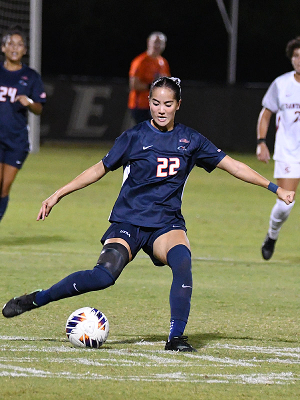 Olivia Christodoulides. UTSA women's soccer lost to Santa Clara 1-0 on Thursday, Sept. 17, 2026, at Park West. - photo by Joe Alexander