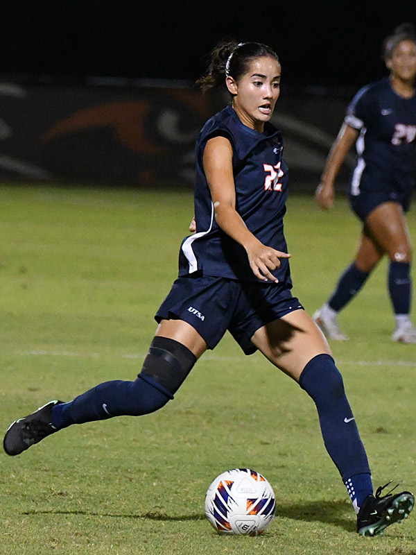 Olivia Christodoulides. UTSA women's soccer lost to Santa Clara 1-0 on Thursday, Sept. 17, 2026, at Park West. - photo by Joe Alexander