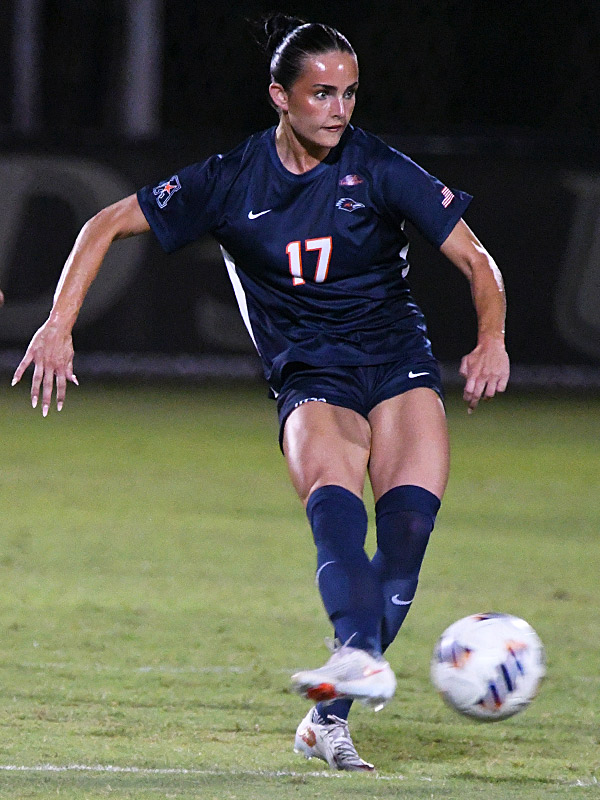 Sadie Paul. UTSA women's soccer lost to Santa Clara 1-0 on Thursday, Sept. 17, 2026, at Park West. - photo by Joe Alexander