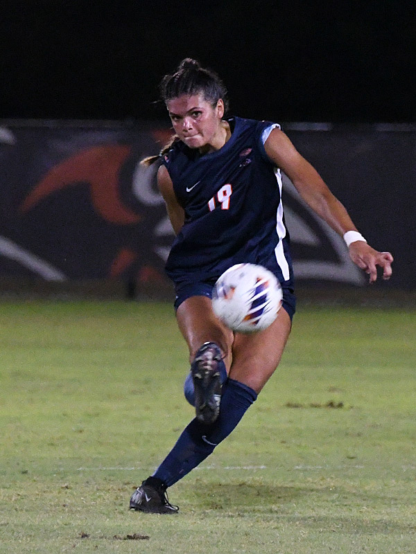 Sofia Peters. UTSA women's soccer lost to Santa Clara 1-0 on Thursday, Sept. 17, 2026, at Park West. - photo by Joe Alexander