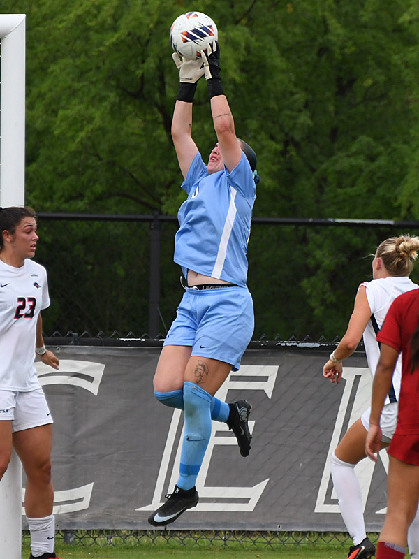 Jasmine Kessler. UTSA beat Temple 1-0 in American Conference women's soccer at Park West, Sunday, Oct. 25, 2026. - photo by Joe Alexander