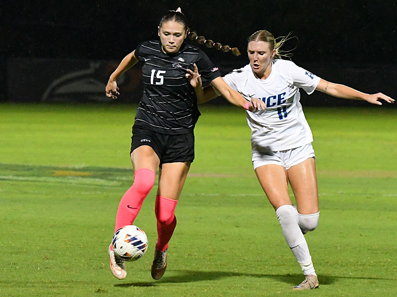 Isabel Peters. UTSA women's soccer lost to Rice 3-0 on Friday, Oct. 2, 2026, at Park West in American Conference action. - photo by Joe Alexander