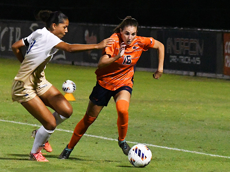 Kacey Grahmann. UTSA women's soccer tied Tulsa 1-1 on Thursday, Oct. 15, 2026, at Park West. - photo by Joe Alexander