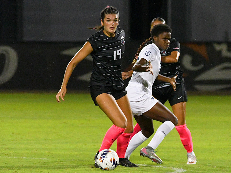 Sofia Peters. UTSA women's soccer lost to Rice 3-0 on Friday, Oct. 2, 2026, at Park West in American Conference action. - photo by Joe Alexander