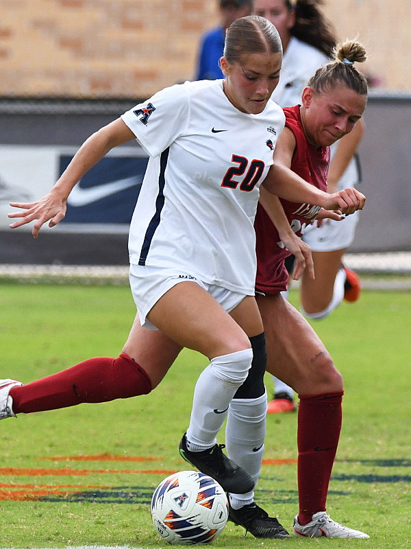 Sabrina Taber. UTSA beat Temple 1-0 in American Conference women's soccer at Park West, Sunday, Oct. 25, 2026. - photo by Joe Alexander