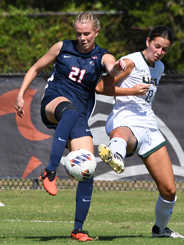 Caroline Pelkofski: UTSA women's soccer's 2-1 victory over UAB on Sunday, Oct. 11, 2026, at Park West. - photo by Joe Alexander