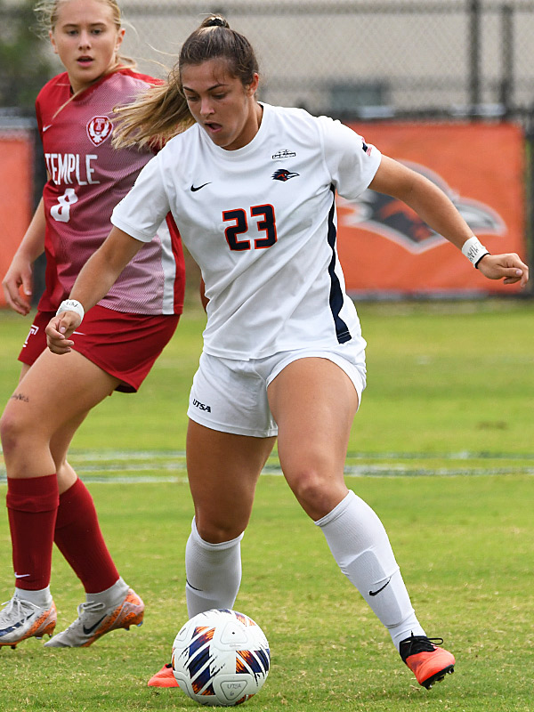 Brooklyn Bailey. UTSA beat Temple 1-0 in American Conference women's soccer at Park West, Sunday, Oct. 25, 2026. - photo by Joe Alexander