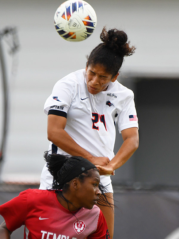 Aaliyaiah Durden. UTSA beat Temple 1-0 in American Conference women's soccer at Park West, Sunday, Oct. 25, 2026. - photo by Joe Alexander