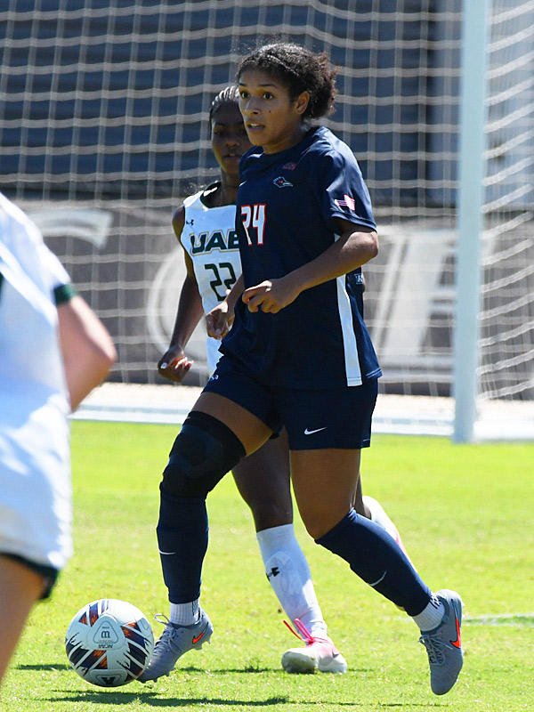 Aaliyaiah Durden: UTSA women's soccer's 2-1 victory over UAB on Sunday, Oct. 11, 2026, at Park West. - photo by Joe Alexander