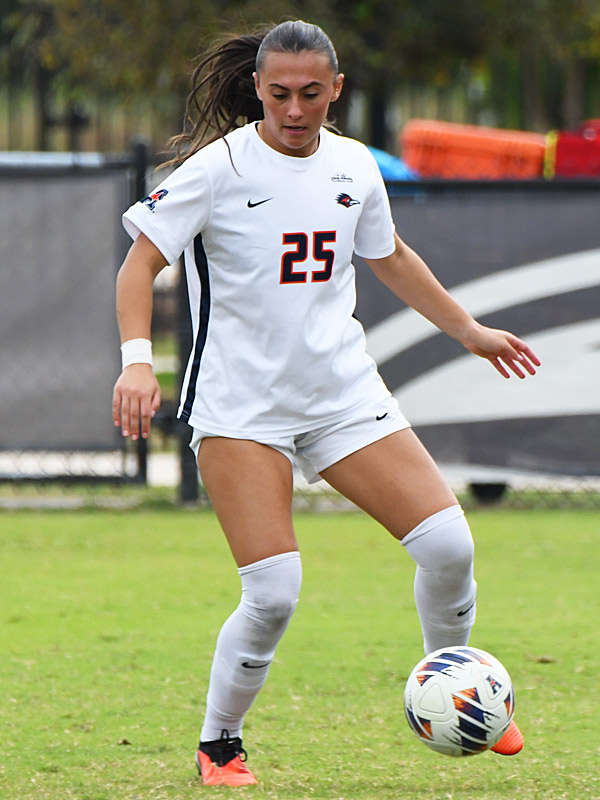Olivia D'Ambrosia. UTSA beat Temple 1-0 in American Conference women's soccer at Park West, Sunday, Oct. 25, 2026. - photo by Joe Alexander
