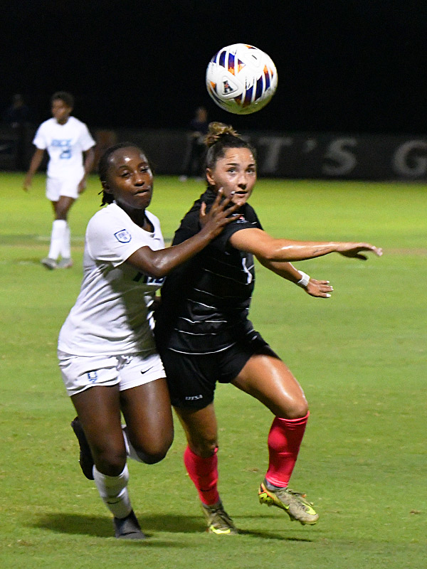 Leah Varela. UTSA women's soccer lost to Rice 3-0 on Friday, Oct. 2, 2026, at Park West in American Conference action. - photo by Joe Alexander