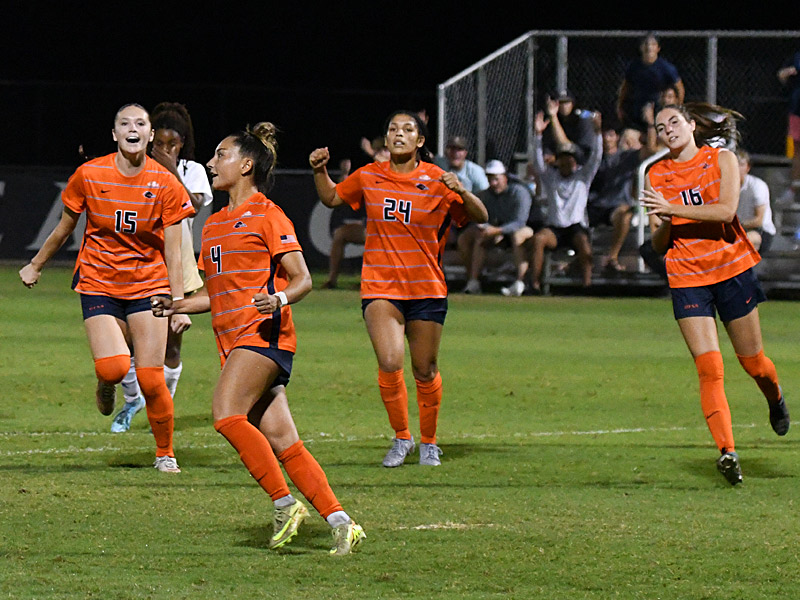 UTSA women's soccer tied Tulsa 1-1 on Leah Varela's penalty kick goal in the second half on Thursday, Oct. 15, 2026, at Park West. - photo by Joe Alexander