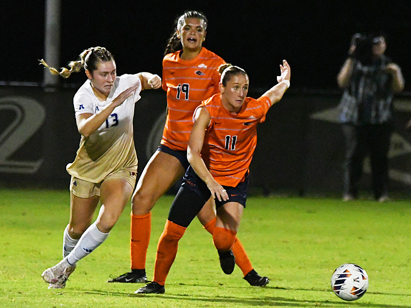 Addi O'Kelley. UTSA women's soccer tied Tulsa 1-1 on Thursday, Oct. 15, 2026, at Park West. - photo by Joe Alexander