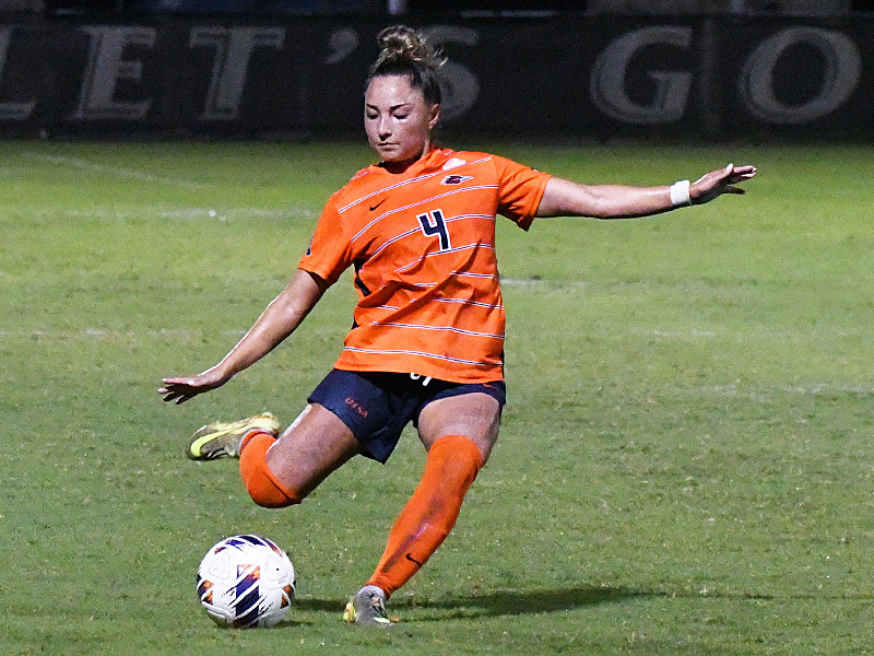 Leah Varela. UTSA women's soccer tied Tulsa 1-1 on Thursday, Oct. 15, 2026, at Park West. - photo by Joe Alexander